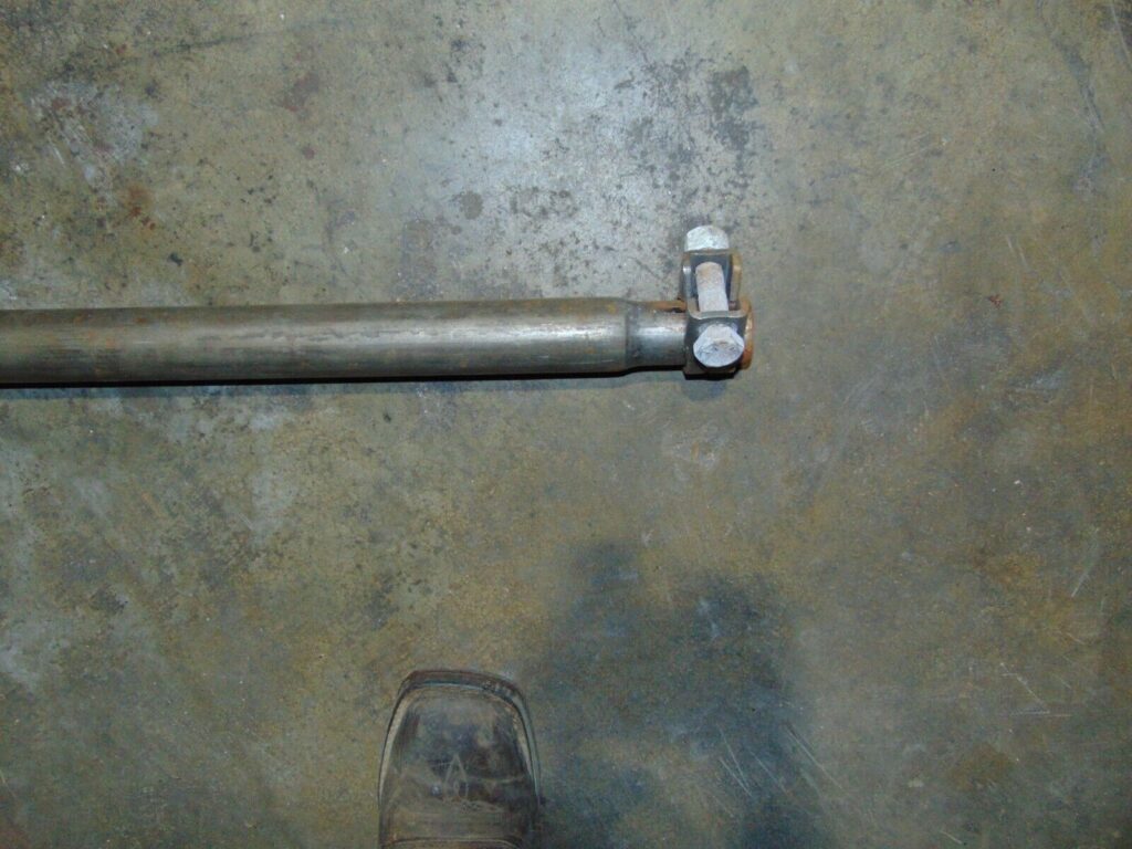M915A1 Steering Tie Rods